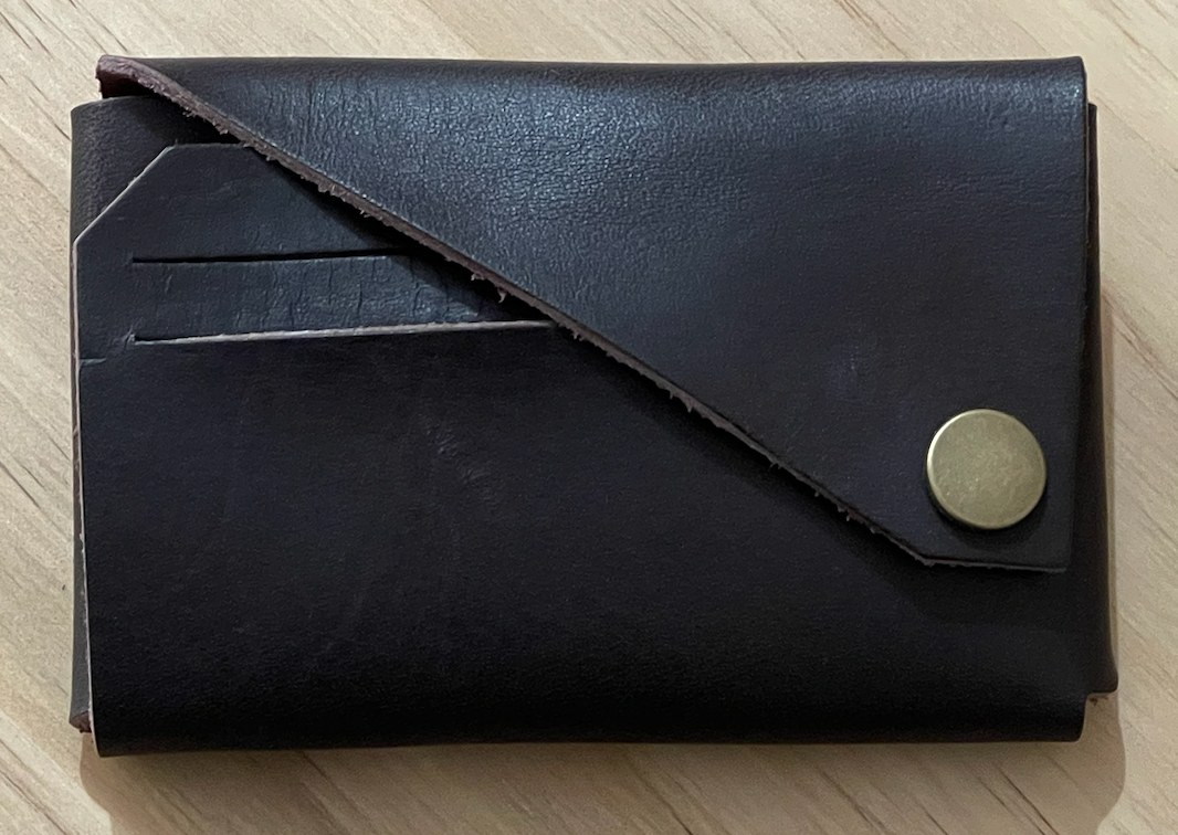 Cartera de cuero modelo "Origami"